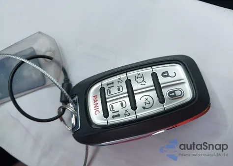 2025 Chrysler Pacifica Select from USA, damaged, VIN 2C4RC1BG7SR531400